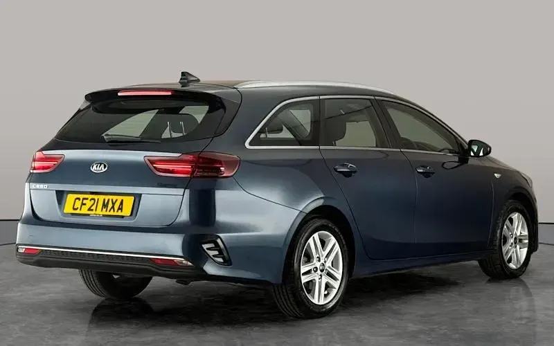 Used Kia Ceed Sportswagon 120 HP (88 kW) 2021 Blue Estate