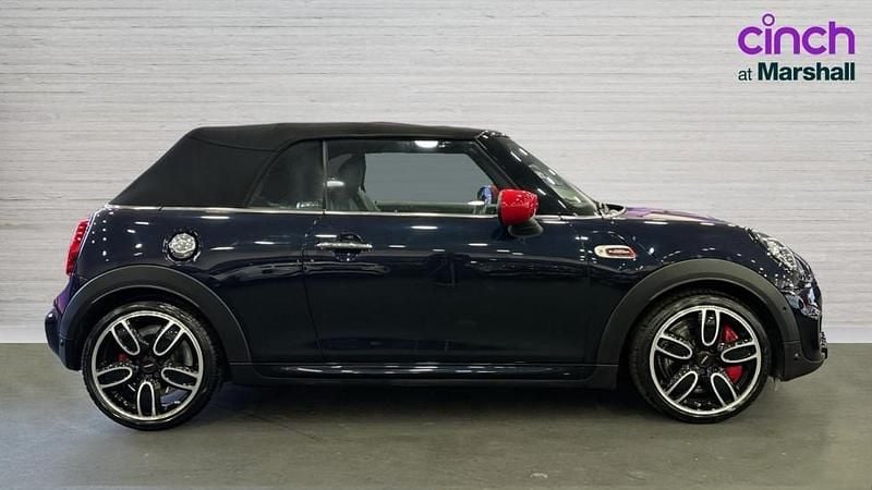 Used Mini John Cooper Works 231 HP (169 kW) 2020 Blue Hatchback