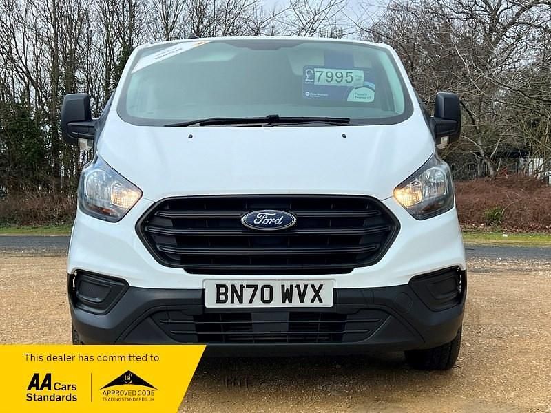 Used Ford Transit Custom 105 HP (77 kW) 2020 White Van