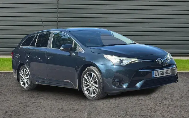 Used Toyota Avensis Business Edition 143 HP (105 kW) 2016 Estate