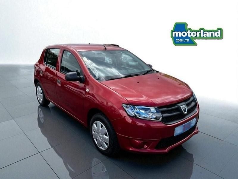 Red Used 2015 Dacia Sandero Ambiance Hatchback | £5,999 (Expensive) - Image 1/4