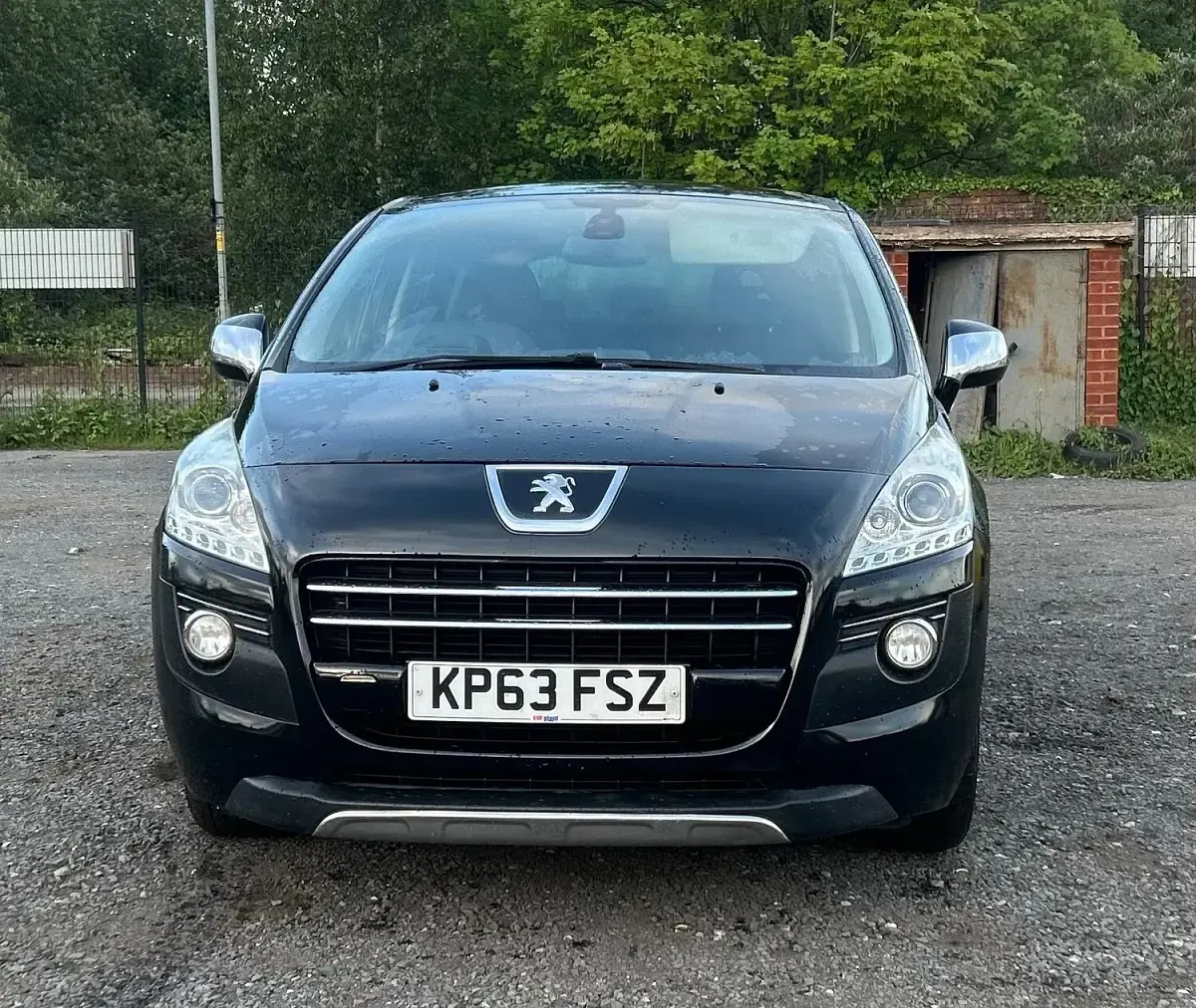 Used Peugeot 3008 200 HP (147 kW) 2013 Black Estate