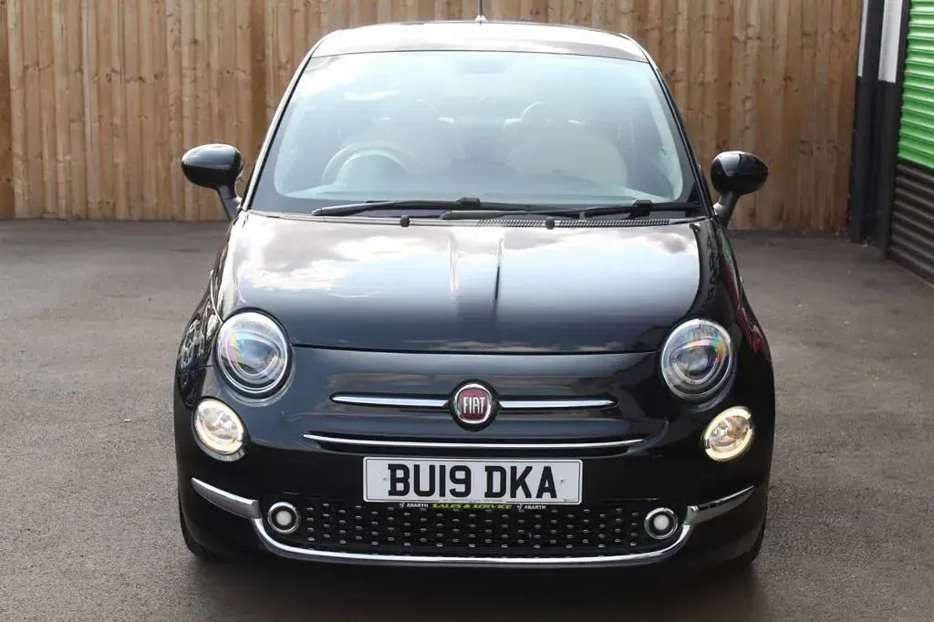 Used Fiat 500 Lounge 69 HP (50 kW) 2019 Black Hatchback