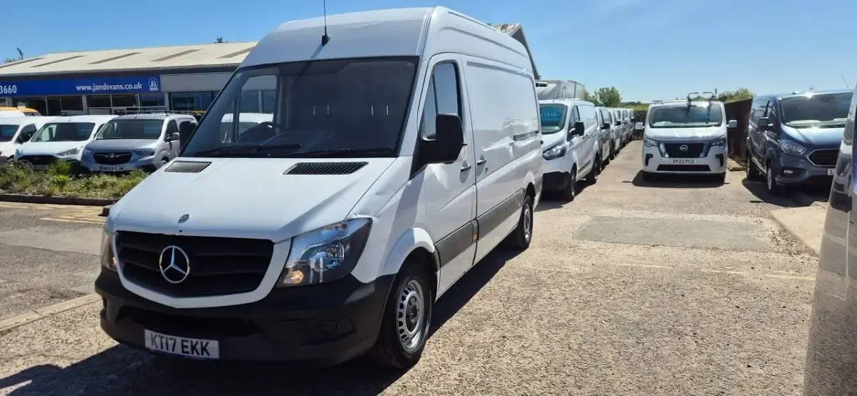 Begagnad Mercedes Sprinter 140 HK (102 kW) 2017 Vit Van