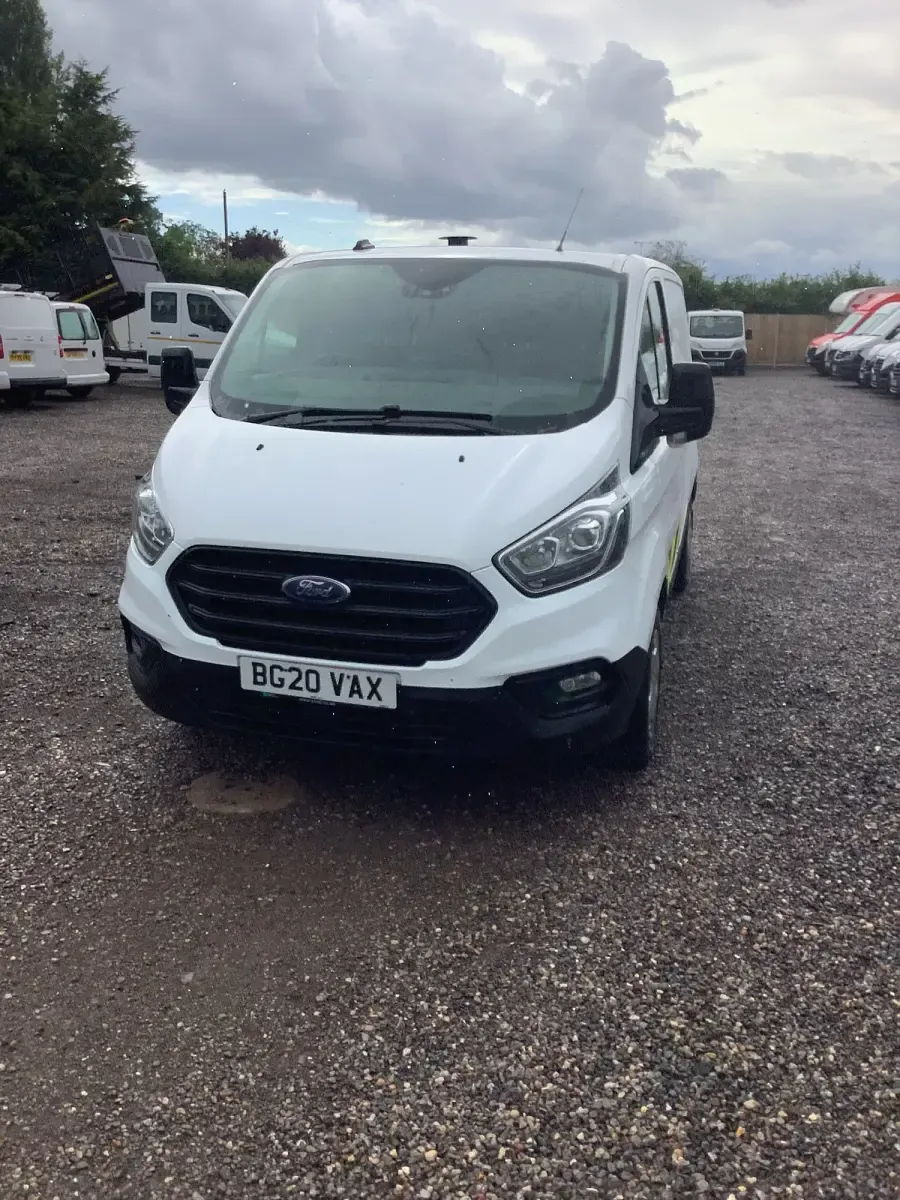 Used Ford Transit Custom 130 HP (95 kW) 2020 White Van