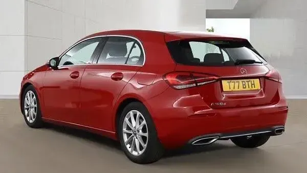 Used Mercedes A180 2018 Red Hatchback