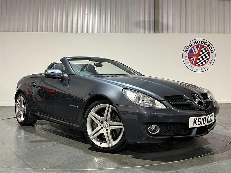Tenorite grey Used 2010 Mercedes SLK200 Cabriolet | £7,995 (A bit pricey) - Image 1/4