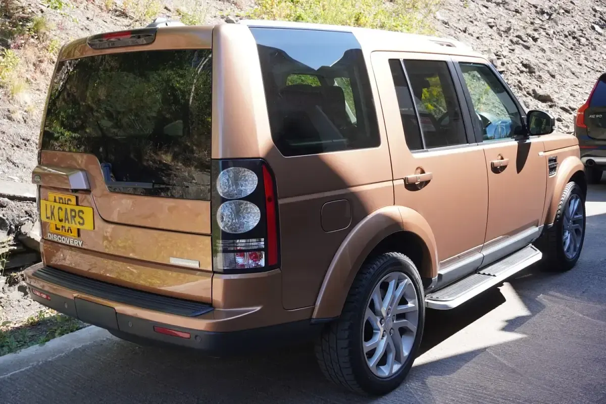 Used Land Rover Discovery 4 Landmark 2016 Orange SUV