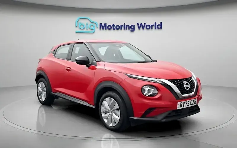 Used Nissan Juke Acenta 114 HP (83 kW) 2022 Red SUV
