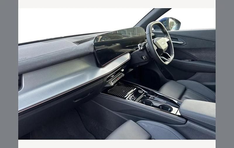 Used Audi Q3 S-Line 150 HP (110 kW) 2025 Navarra blue SUV