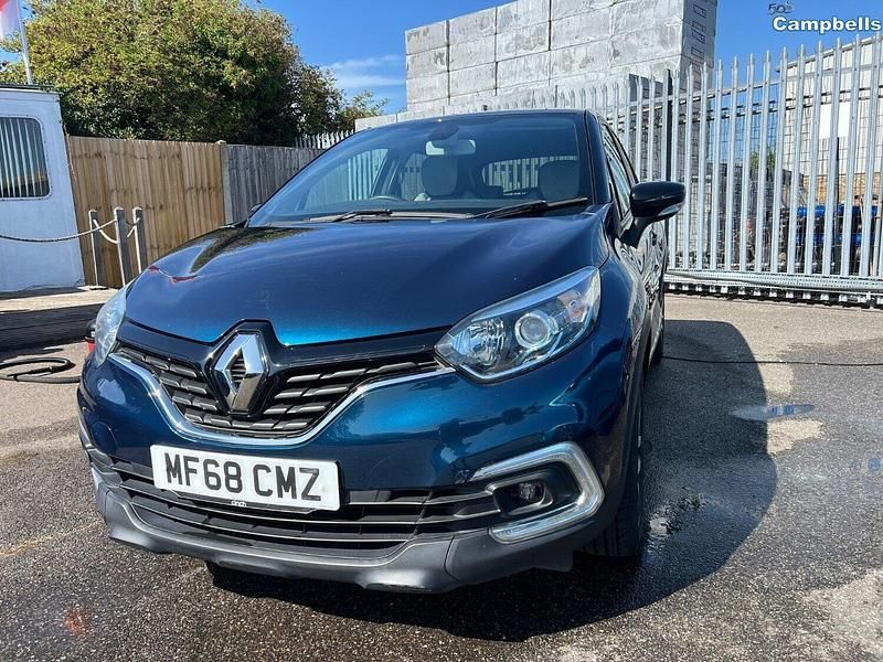 Second-hand Renault Captur Iconic 2018 Albastru SUV