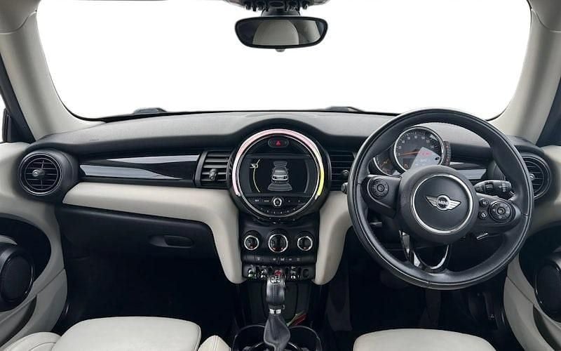 Used Mini ONE Hatch 102 HP (75 kW) 2017 Hatchback