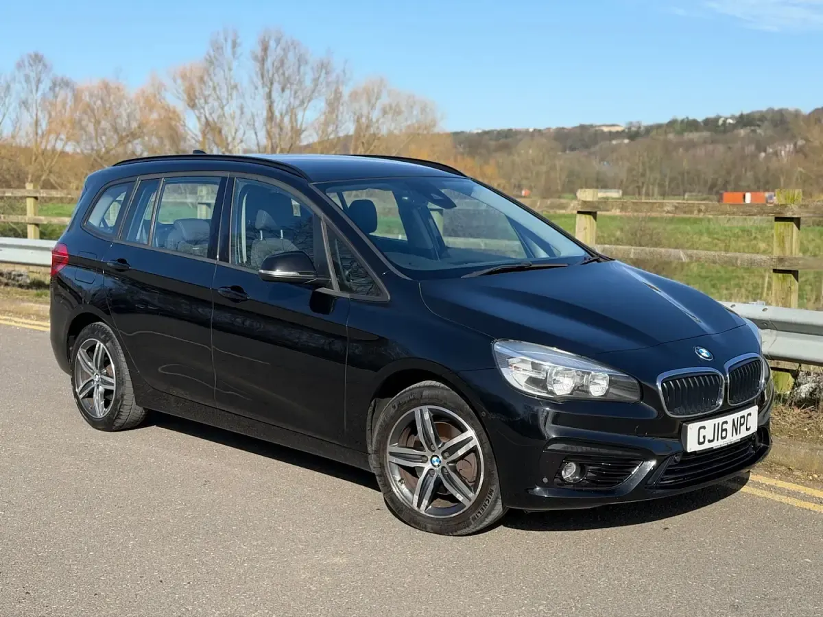 Used BMW 218 Sport Line 134 HP (98 kW) 2016 Black Estate