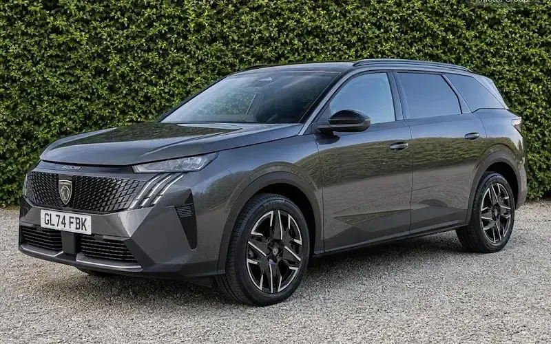 Used Peugeot 5008 Allure 136 HP (100 kW) 2025 SUV