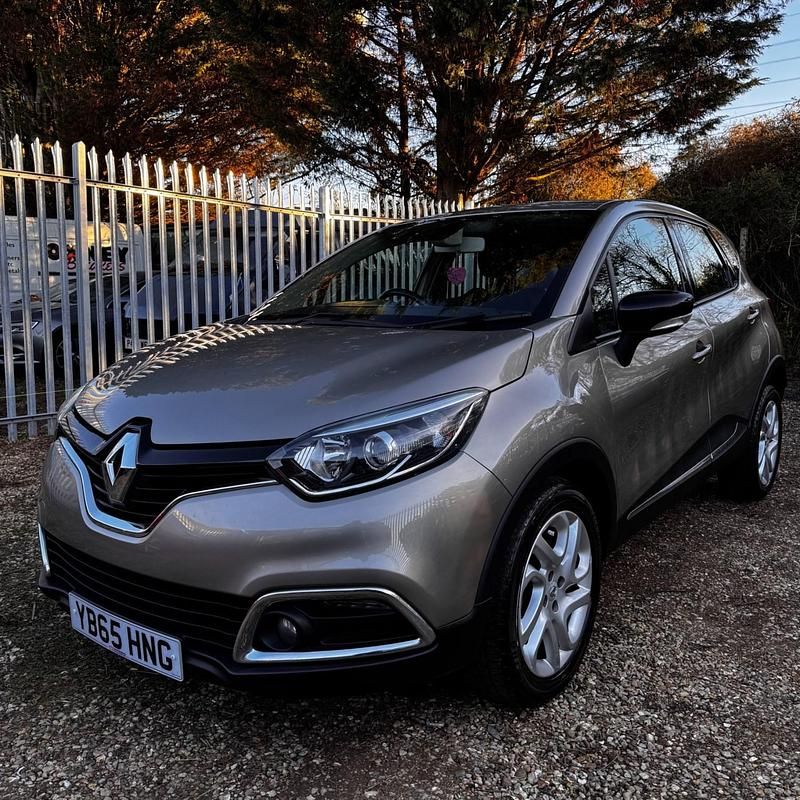 Usado Renault Captur Dynamique 2015 Bege SUV