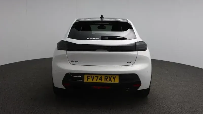 Used Peugeot 208 GTi 100 HP (73 kW) 2024 White Hatchback