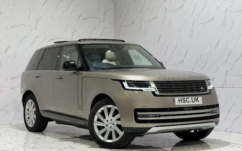 Used Land Rover Range Rover SE 441 HP (324 kW) 2023 SUV