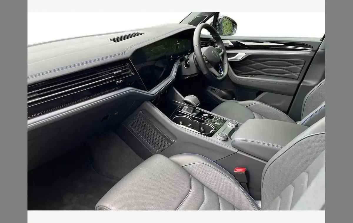 New VW Touareg R 462 HP (339 kW) 2026 Black SUV