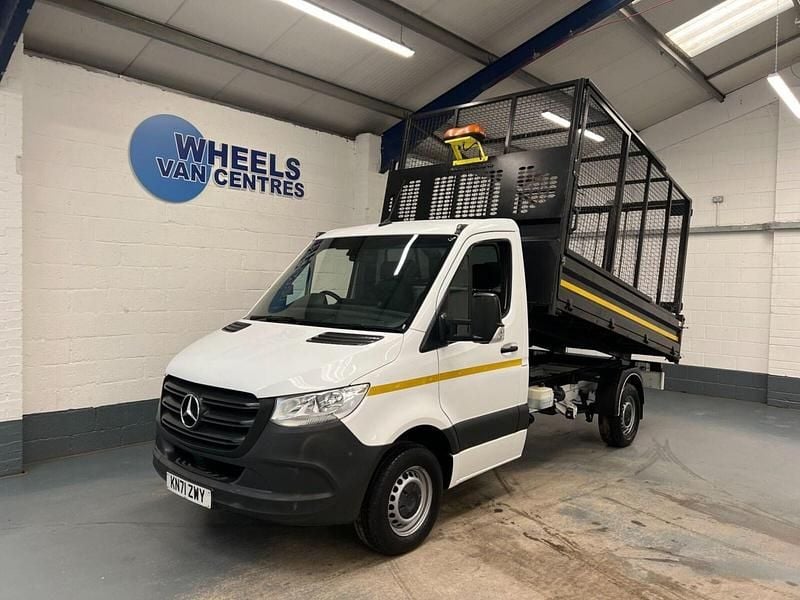 White Used 2021 Mercedes Sprinter Progressive Van | £19,290 (Fair price) - Image 1/4