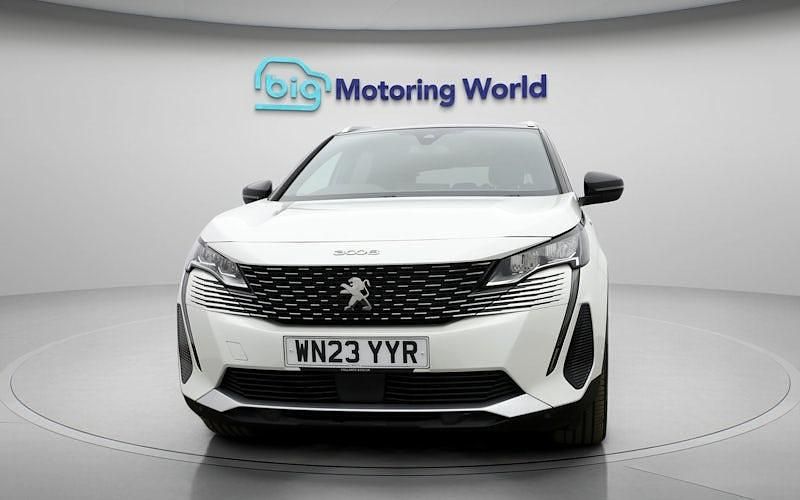 Used Peugeot 3008 Allure+ 300 HP (220 kW) 2023 White SUV