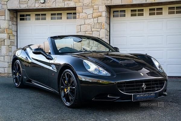 Used Ferrari California 490 HP (360 kW) 2010 Black Cabriolet