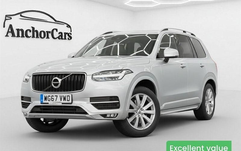 Usado Volvo XC90 Momentum 235 HP (172 kW) 2019 SUV