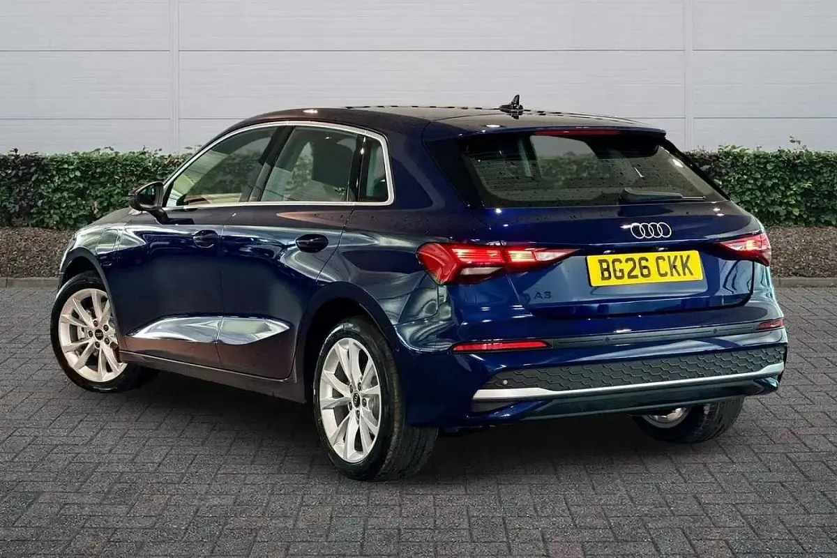 Used Audi A3 e-tron Sport 200 HP (147 kW) 2026 Navarra blue, metallic Hatchback