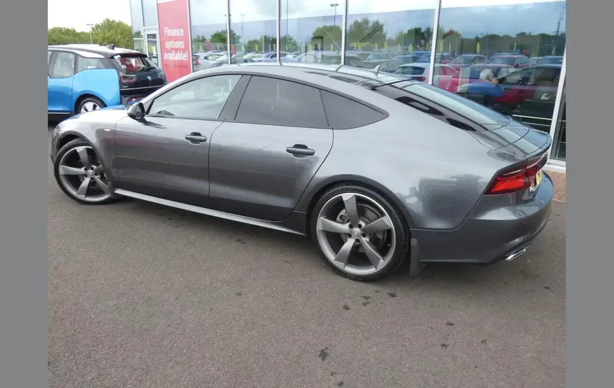 Used Audi A7 Black Edition 267 HP (196 kW) 2017 Grey Hatchback
