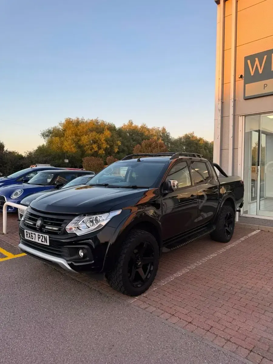 Used Fiat Fullback 180 HP (132 kW) 2017 Black Pickup