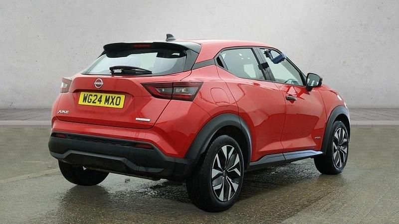 Used Nissan Juke Acenta Premium 143 HP (105 kW) 2024 Red SUV