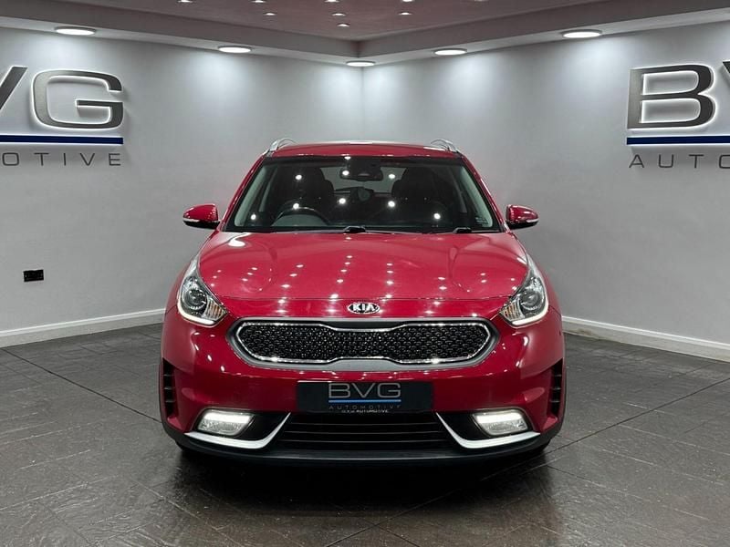 Used Kia Niro 141 HP (103 kW) 2018 Red SUV