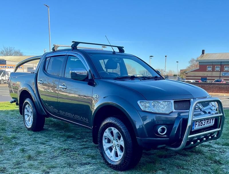 Used Mitsubishi L200 176 HP (129 kW) 2013 Grey Pickup