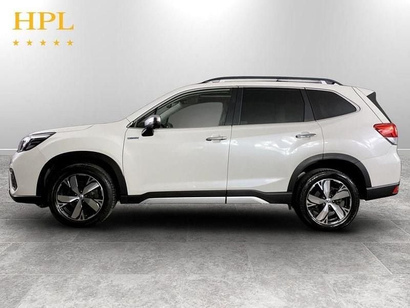 Usado Subaru Forester Premium 150 CV (110 kW) 2021 Blanco SUV