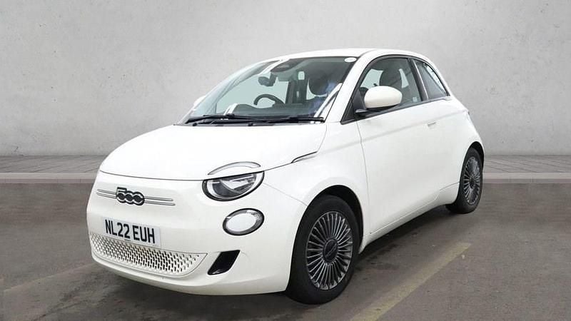 Second-hand Fiat 500e Icon 86 kW (118 CP) 2022 Alb Hatchback