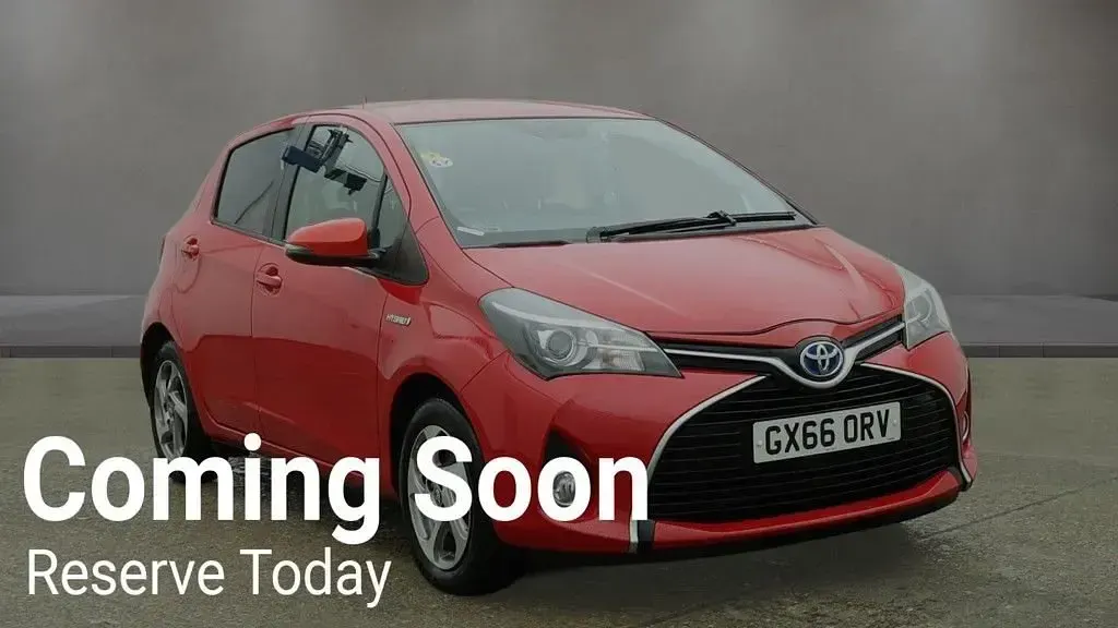 Used Toyota Yaris 2016 Red Hatchback
