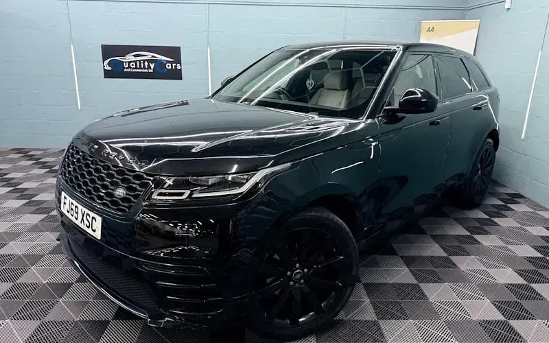 Used Land Rover Range Rover Velar R-Dynamic 179 HP (131 kW) 2019 SUV