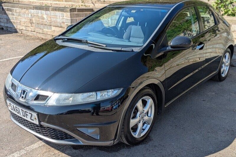 Black Used 2011 Honda Civic SE Hatchback | £2,599 (Super price) - Image 1/1