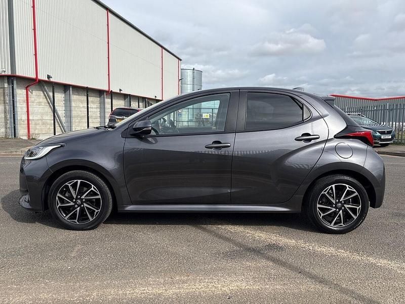 Used Toyota Yaris Hybrid Design 2023 Grey Hatchback