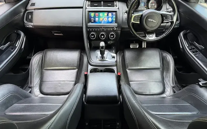 Used Jaguar E-Pace R-Dynamic 179 HP (131 kW) 2020 SUV
