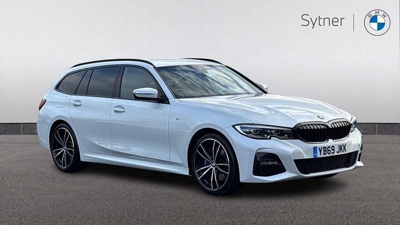 White Used 2019 BMW 330 M Sport Estate | £26,500 (A bit pricey) - Image 1/4