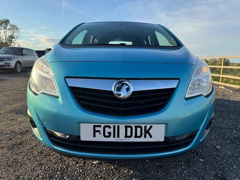 Used Vauxhall Meriva 100 HP (73 kW) 2011 Blue MPV