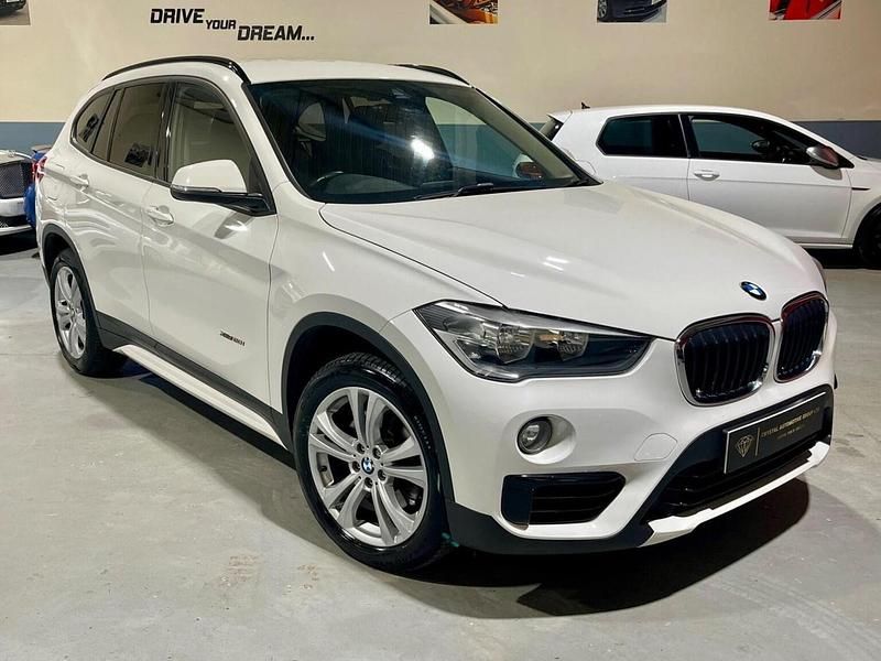White Used 2016 BMW X1 Sport Line SUV | £11,250 (Expensive) - Image 1/4