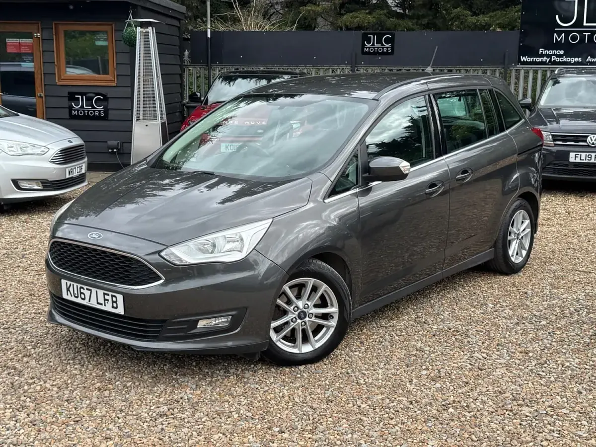 Used Ford Grand C-Max Zetec 125 HP (91 kW) 2017 Grey MPV