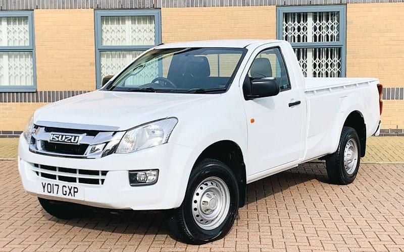 Used Isuzu D-Max 164 HP (120 kW) 2017 White Pickup