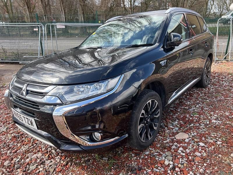 Used Mitsubishi Outlander P-HEV 2016 Black Estate