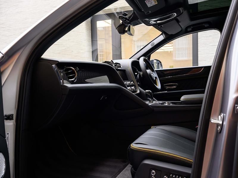 Used Bentley Bentayga 2025 Grey SUV