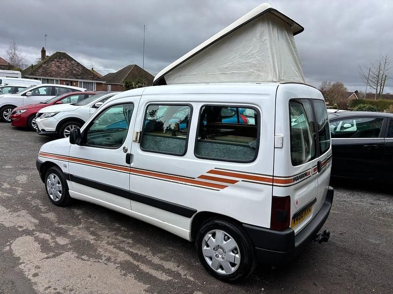 Used Peugeot Partner 1999 White MPV