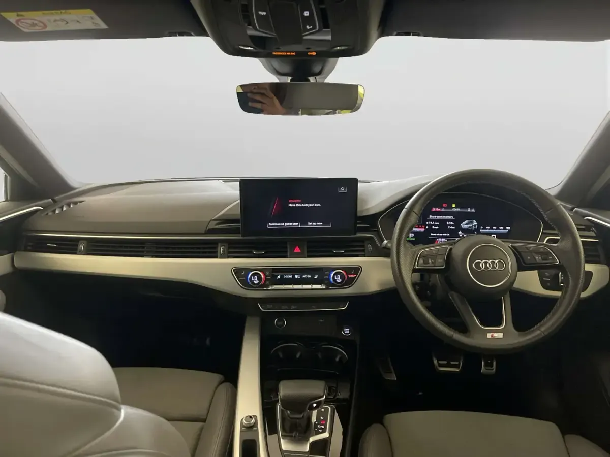 Usado Audi A4 S-Line 204 HP (150 kW) 2023 Branco Carrinha