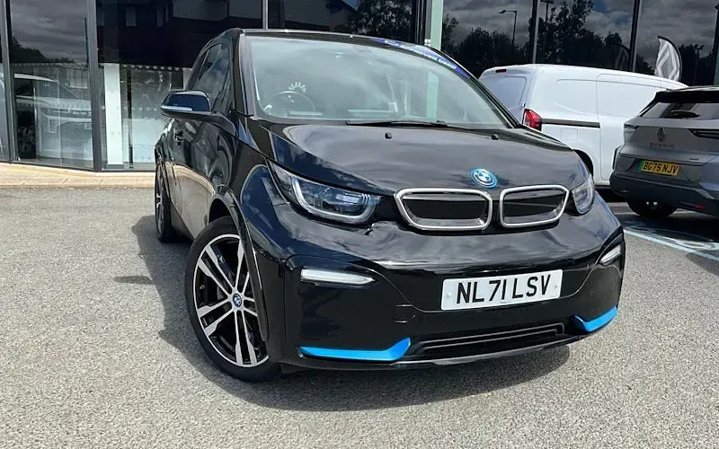 Used BMW i3 Comfort Edition 135 kW (184 HP) 2022 Hatchback