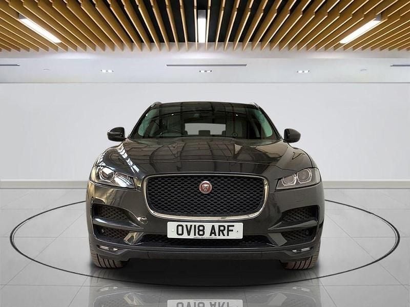Used Jaguar F-Pace Portfolio 180 HP (132 kW) 2018 Grey SUV